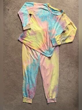 Pastel Tie-Dye Loungewear Set - Long Sleeve Top & Joggers